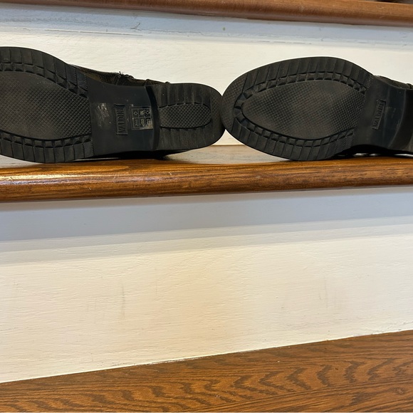 Valdini patent  leather winter boots. - Picture 6 of 6